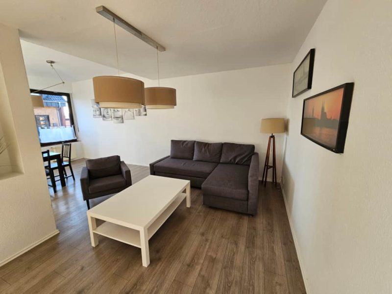 1c5f0c79-34de-48b4-bb31-a8cbd65499e0